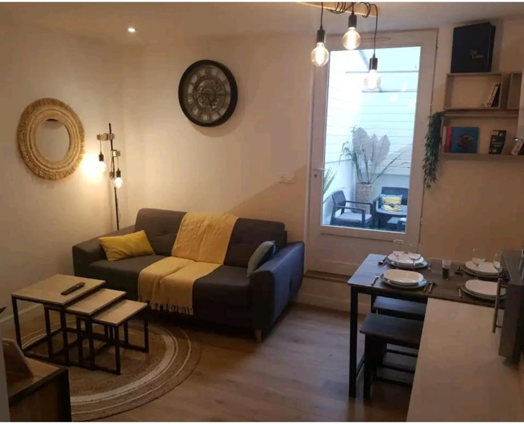 Le Petit Poitevin -hyper Centre - Wi-fi- Netflix Gratuit Apartment